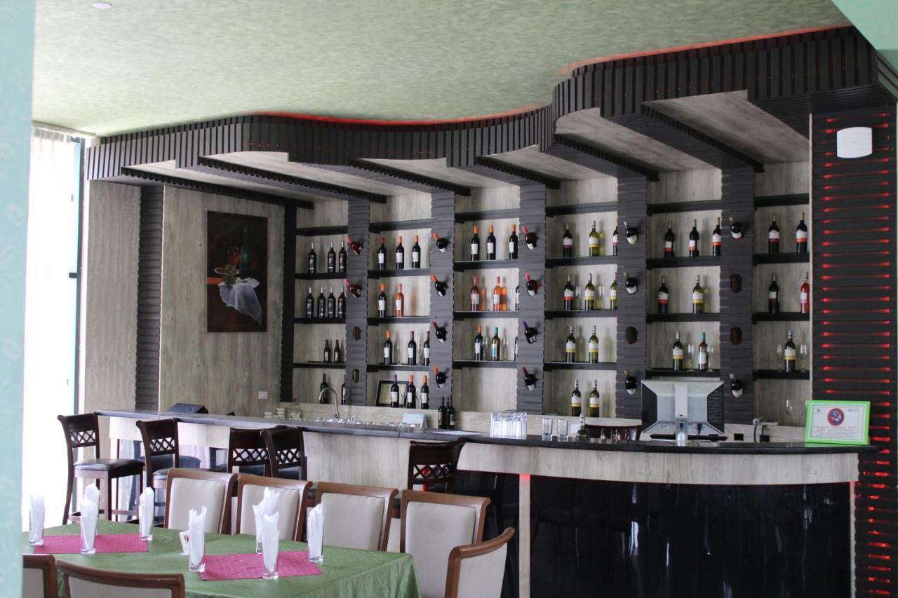 Unison Hotel And Spa Μπαχρ-Νταρ Εξωτερικό φωτογραφία